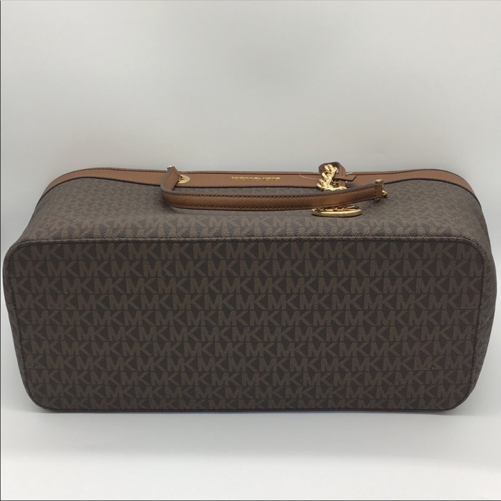 MICHAEL KORS SHANIA LG EW CHAIN TOTE BROWN - Picture 6 of 8